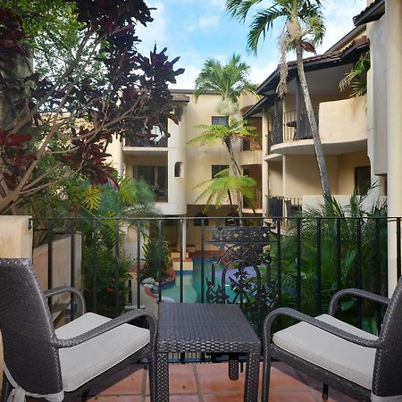 Seascape Apartments At Villa San Michele Port Douglas Buitenkant foto