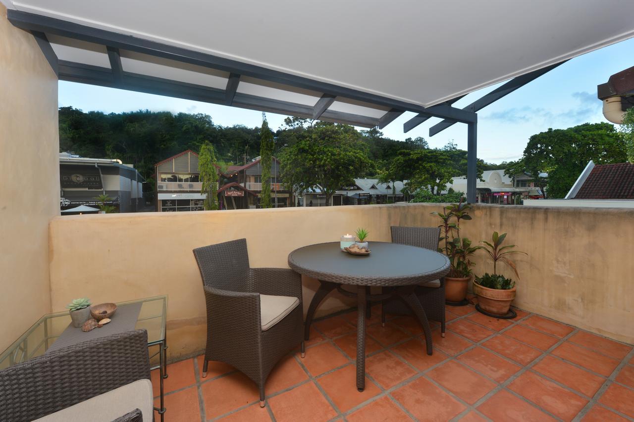 Seascape Apartments At Villa San Michele Port Douglas Buitenkant foto