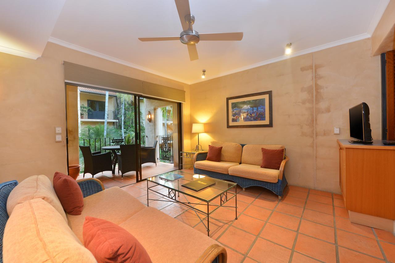 Seascape Apartments At Villa San Michele Port Douglas Buitenkant foto