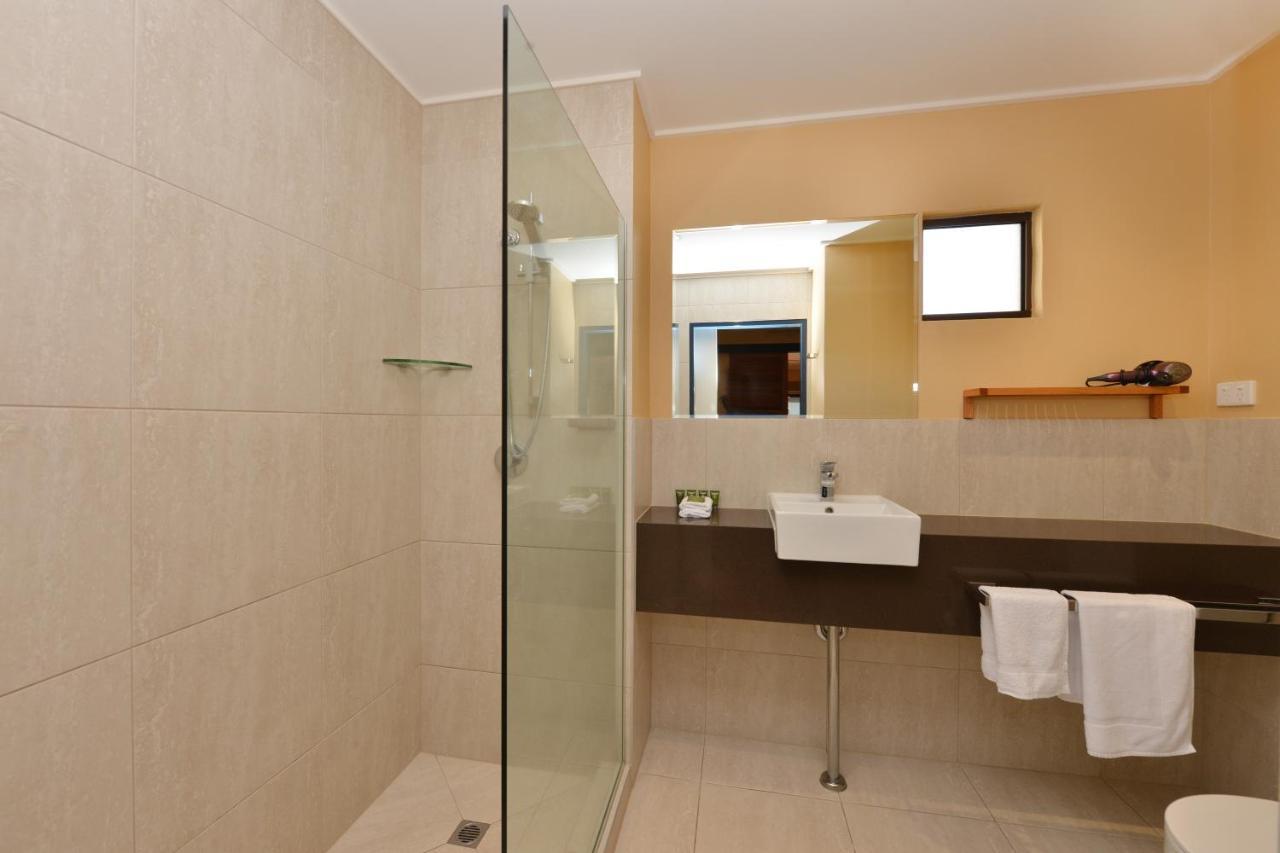 Seascape Apartments At Villa San Michele Port Douglas Buitenkant foto